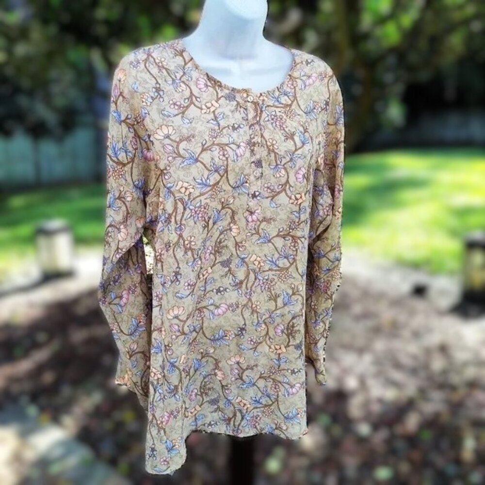 Chadwicks of Boston Blouse Like New 12